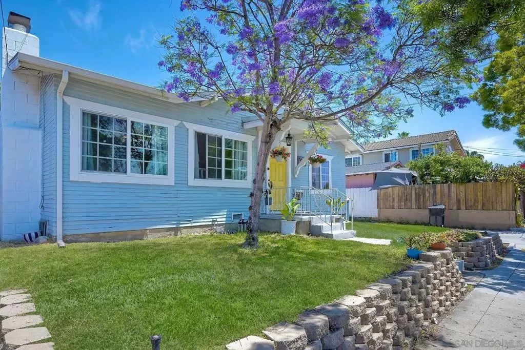 San Diego, CA 92104,3622 Landis St