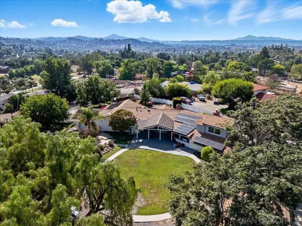 El Cajon, CA 92019,2162 Shire Dr