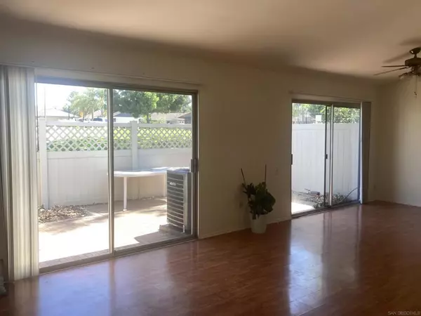 Escondido, CA 92026,530 Smoketree Glen