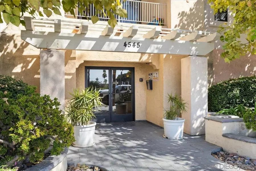 4545 Arizona St #107, San Diego, CA 92116