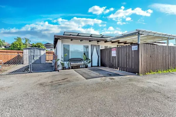 157 59 Natal WAY, Vista, CA 92083