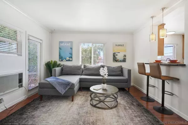 San Diego, CA 92104,3970 Utah Street #9