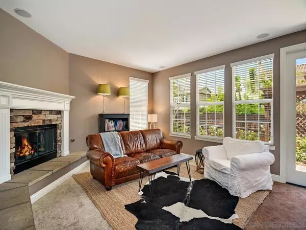 Carlsbad, CA 92009,2676 Peppertree Way