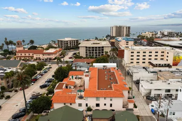 La Jolla, CA 92037,7757 Eads Ave #B7