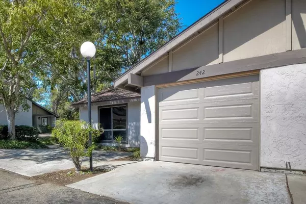 Escondido, CA 92026,242 Eveningside Gln