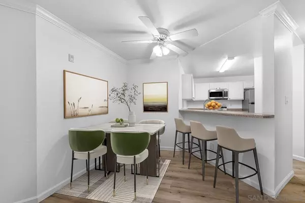 7405 Charmant Dr #2033, San Diego, CA 92122