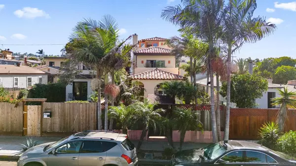 San Diego, CA 92107,4685 Long Branch Ave