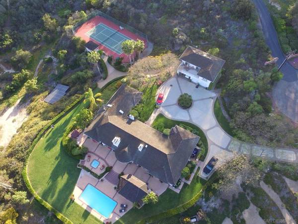 4701 El Mirar, Rancho Santa Fe, CA 92067