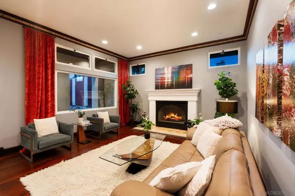 San Diego, CA 92103,1728 West Lewis