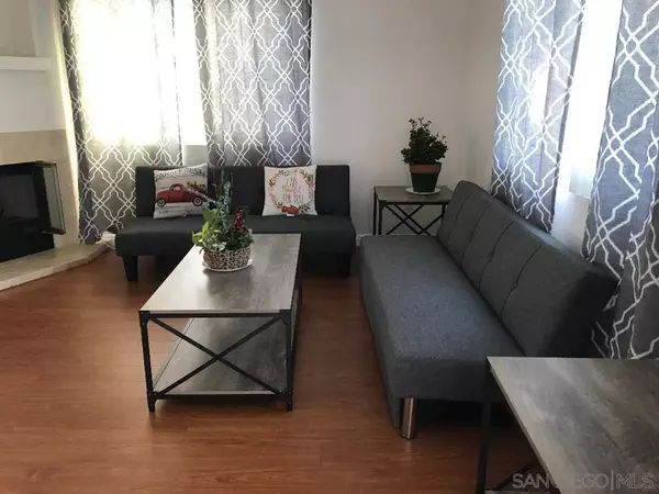 San Diego, CA 92109,4819 Ingraham St
