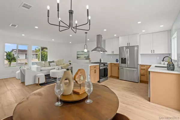 10265 Eagle Rock Avenue, San Diego, CA 92126