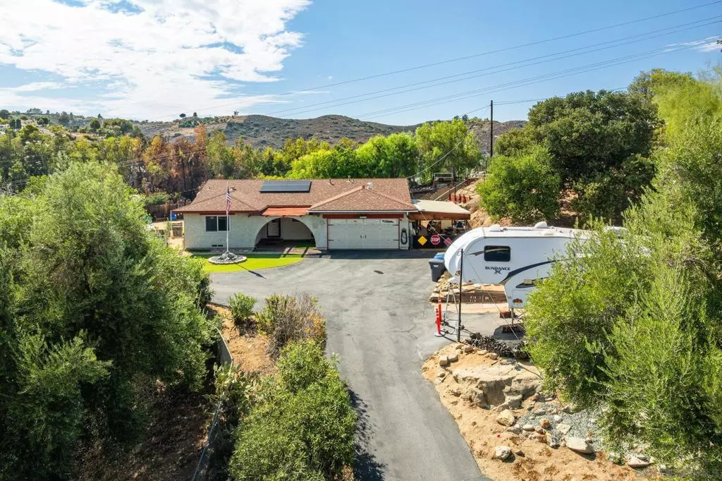 Lakeside, CA 92040,8944 Bower Ln