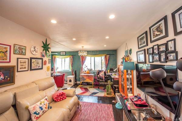 San Diego, CA 92113,3295 Ocean View Blvd #30