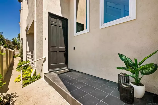 San Diego, CA 92109,1419 Hornblend St #3