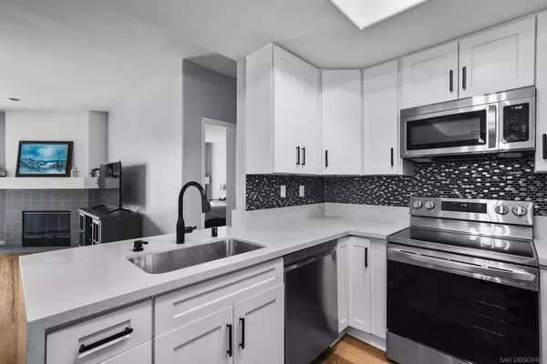 San Diego, CA 92108,510 Camino De La Reina #102