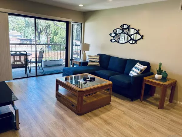 12575 Oaks North Dr #219, San Diego, CA 92128