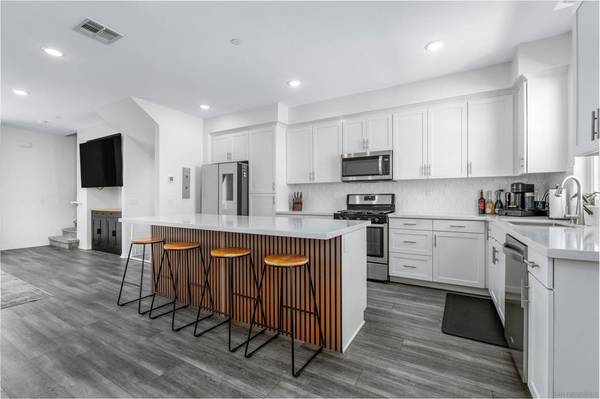 Escondido, CA 92025,449 Atlas Glen