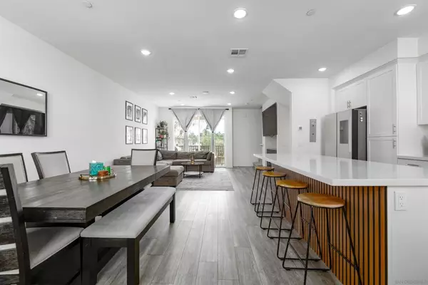 Escondido, CA 92025,449 Atlas Glen