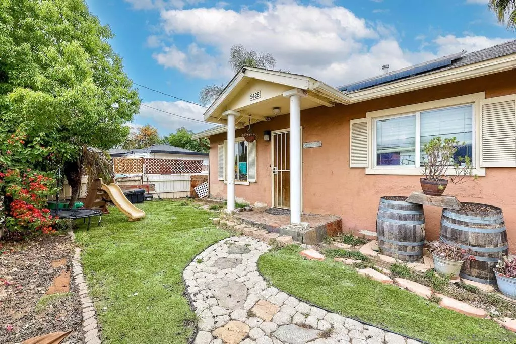 Santee, CA 92071,9428 Prospect Ave