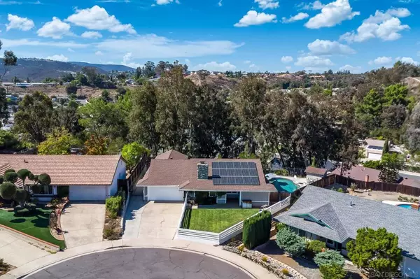 Poway, CA 92064,13306 Tawanka Dr