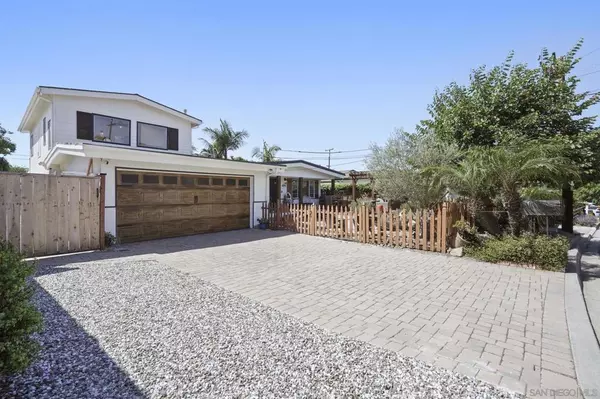 3275 Maezel Ln, Carlsbad, CA 92008