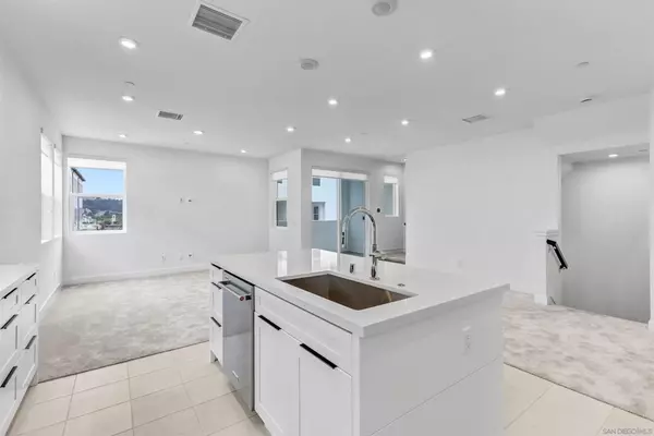 San Diego, CA 92108,2618 Everly Dr.