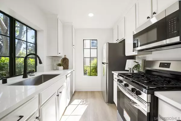 San Diego, CA 92128,13048 Wimberly Square #29