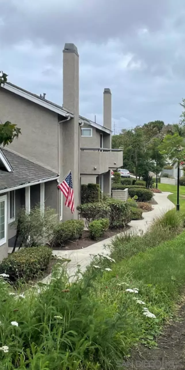 Encinitas, CA 92024,1986 Azure Way