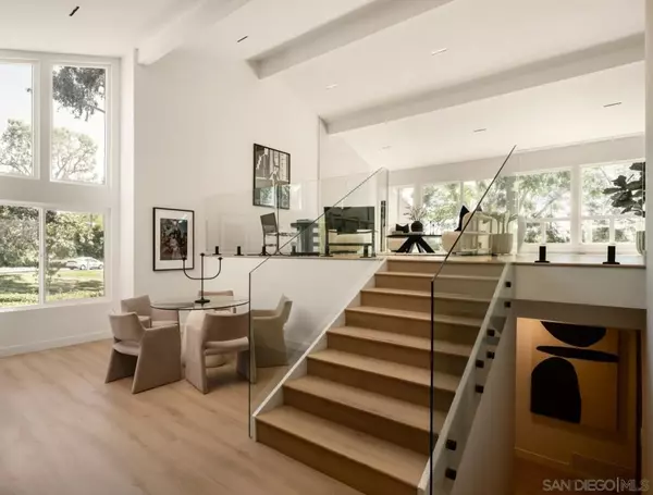 La Jolla, CA 92037,2163 Caminito Circulo Norte