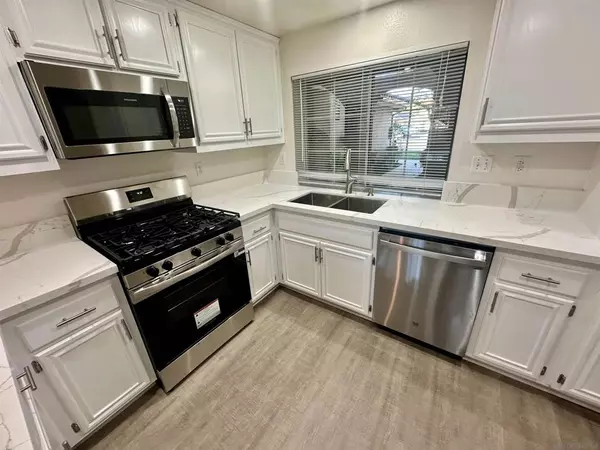 Chula Vista, CA 91915,1020 Baywood Cir #E