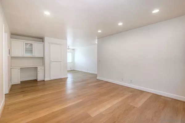 La Mesa, CA 91941,4281 Lowell Street #4
