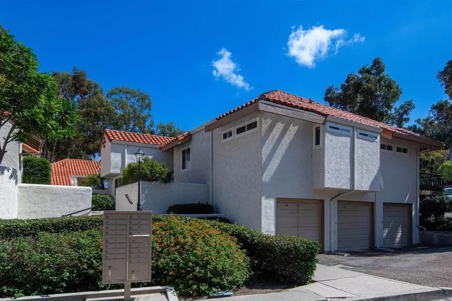 4614 Villas Dr, Bonita, CA 91902