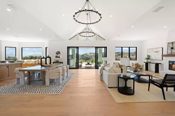 Fallbrook, CA 92028,5120 Creek Oak Dr