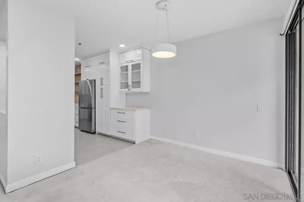 San Diego, CA 92110,5845 FRIARS RD #1201