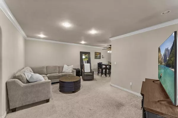 La Mesa, CA 91942,4849 Williamsburg Ln #262