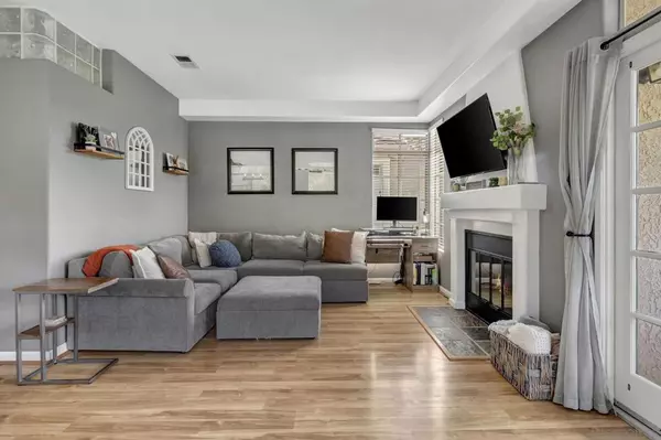 Oceanside, CA 92056,3432 Cameo Dr #63