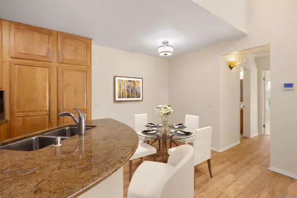 San Diego, CA 92111,7067 Camino Revueltos #312