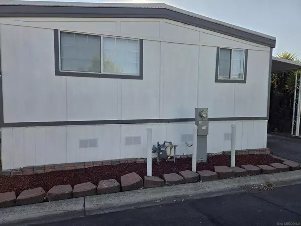 2550 E Valley Parkway #122, Escondido, CA 92027