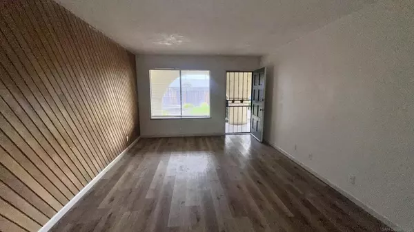 Fresno, CA 93726,4002 E Dakota Ave #104