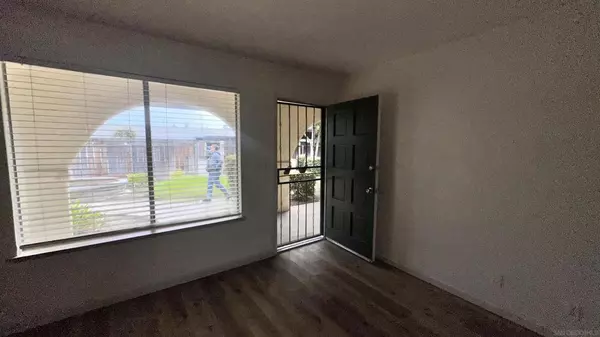 Fresno, CA 93726,4002 E Dakota Ave #104