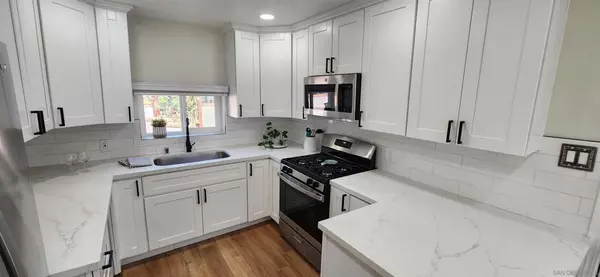 La Mesa, CA 91941,8587 Alpine Ave