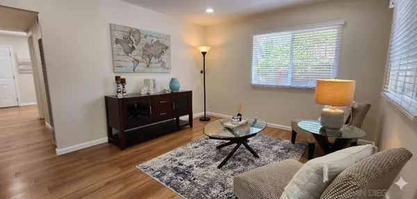 La Mesa, CA 91941,8587 Alpine Ave