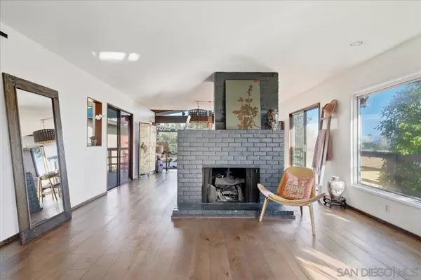 La Mesa, CA 91941,4511 TAFT AVENUE