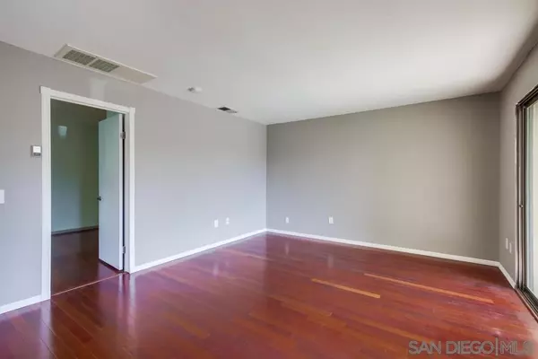 San Diego, CA 92126,11161 Camino Ruiz #44