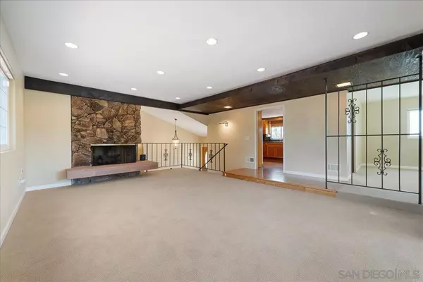 Fallbrook, CA 92028,1610 Reche Rd