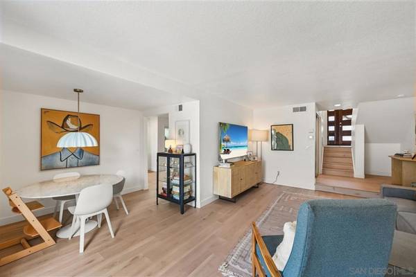 Del Mar, CA 92014,531 533 Camino Del Mar