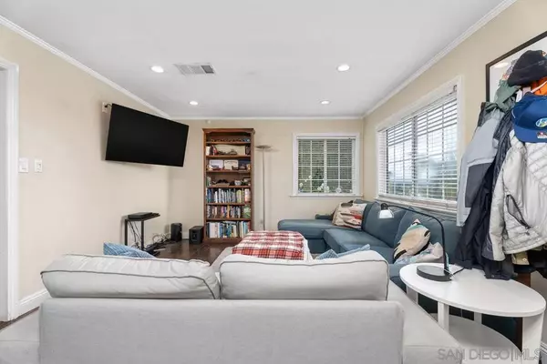 Huntington Beach, CA 92646,8291 Polk Circle
