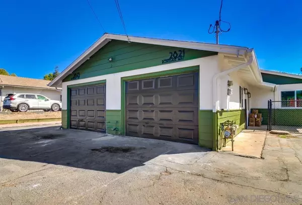 Spring Valley, CA 91977,2821 25 Rosedale Way