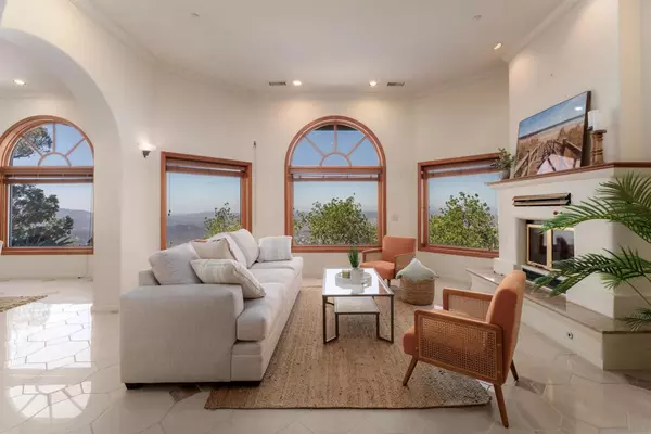 4029 Alta Loma Dr, Jamul, CA 91935