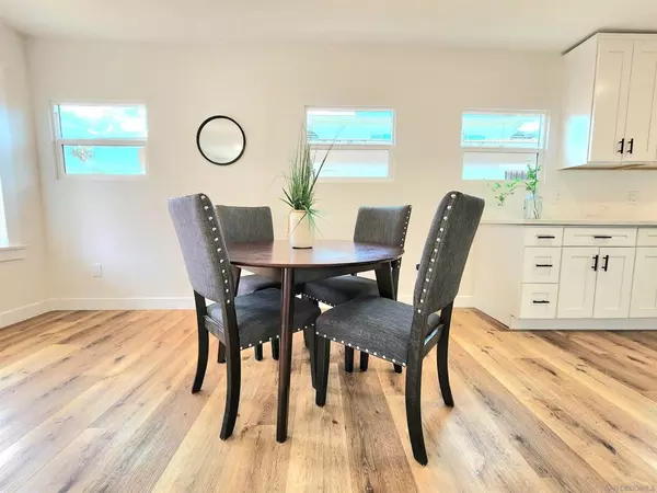 San Diego, CA 92105,3842 46th St